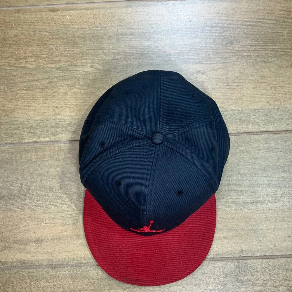 Jordan Jumpman Flat Brim Baseball Cap Navy Red 192169-010 Size 8